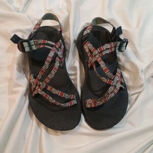 Women's Chacos Z2 Classic Outdoor Athletic Hiking Strappy Sandals Size 8